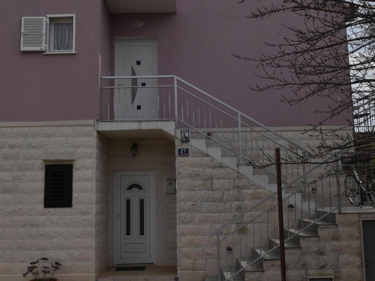 Apartment Manigo Supetar Exterior foto